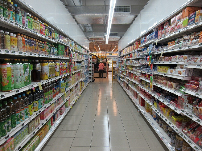 Как избежать лишних трат в супермаркете?