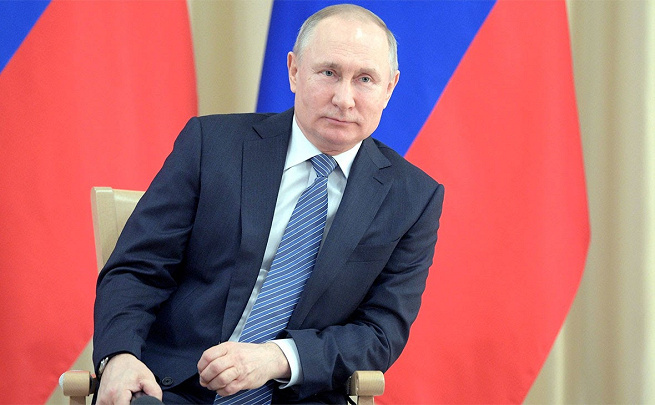 Владимир Путин продлил режим самоизоляции до 11 мая включительно