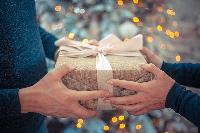 Россияне назвали самый желанный новогодний подарок