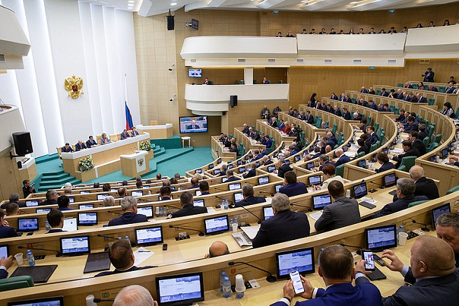 В Совете Федерации предложили отказаться от новогодних каникул в 2021 году